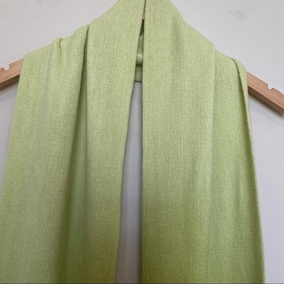 Women's scarf neon green rib knit ombré long wrap - Picture 4 of 8